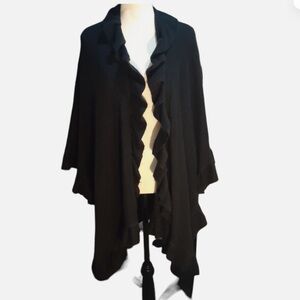 CROFT & BARROW Black Women's Ruffle Detail Wrap Flowy Poncho One Size Cozy